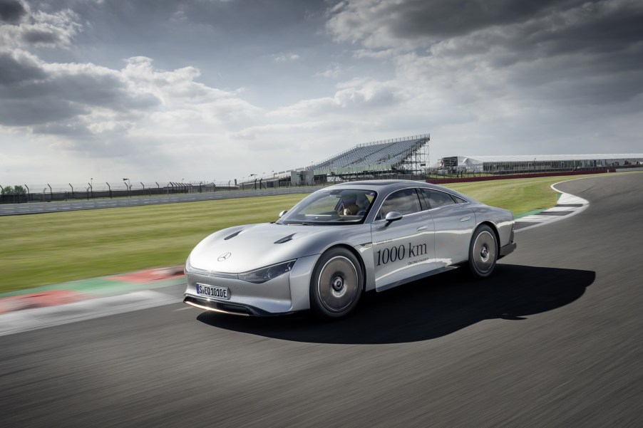 Mercedes-Benz Vision EQXX Shatters Its Own EV Range Record